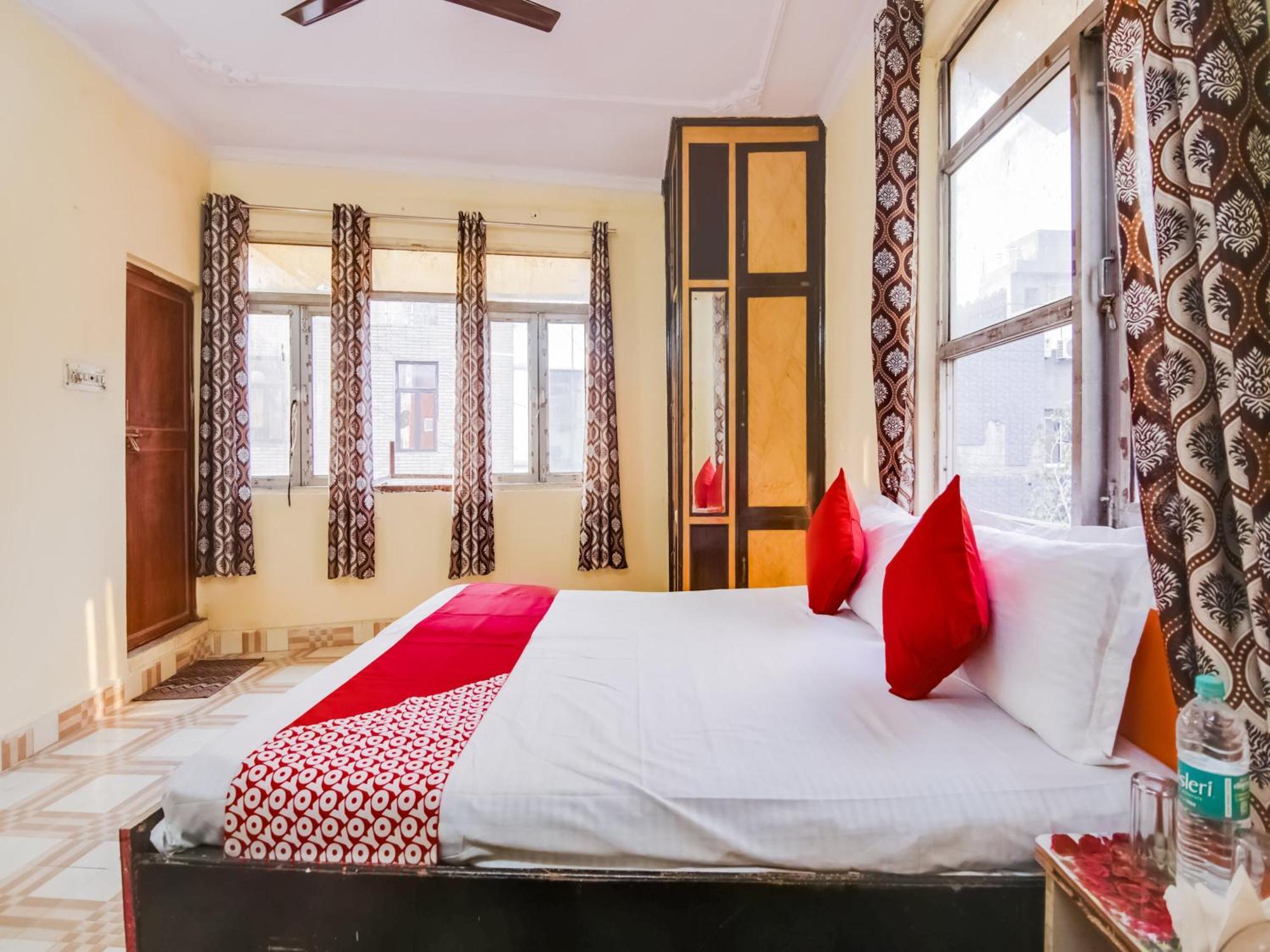 Hotel O Smart View Nuova Delhi Esterno foto